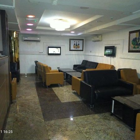 Hotel Immaculate Platinum Abuja Exterior foto